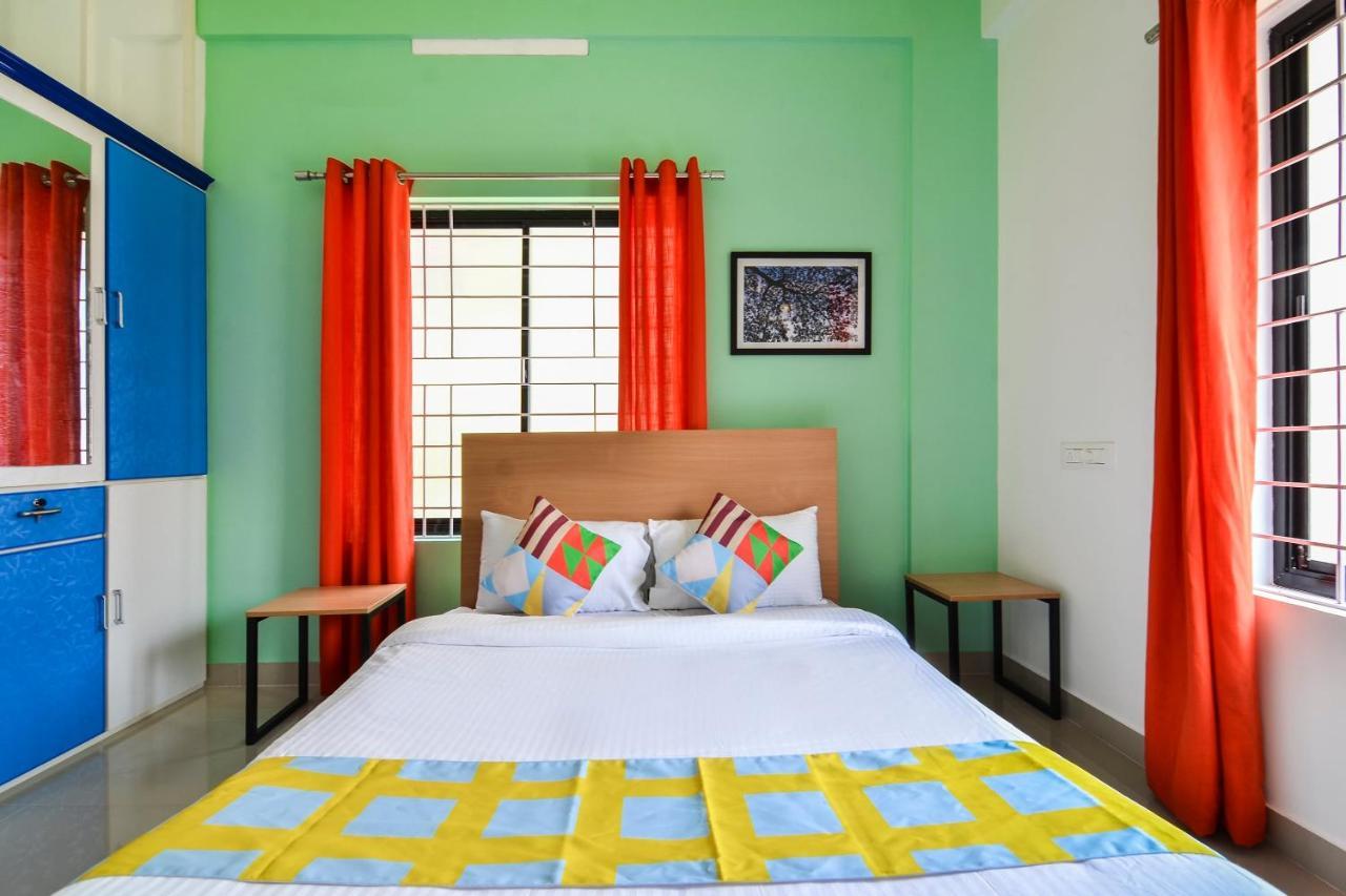Oyo Home 81801 Akash Villa Trippapur Eksteriør billede