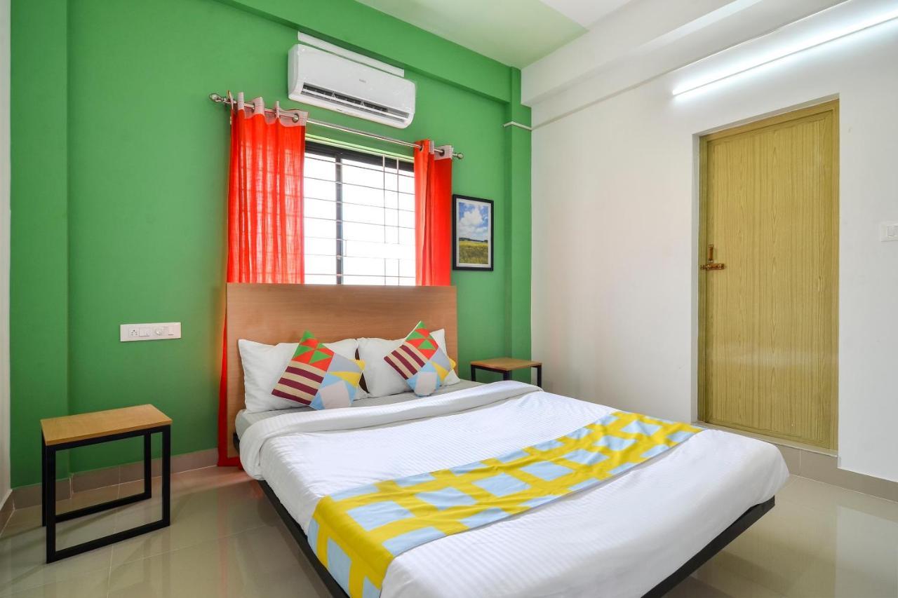 Oyo Home 81801 Akash Villa Trippapur Eksteriør billede