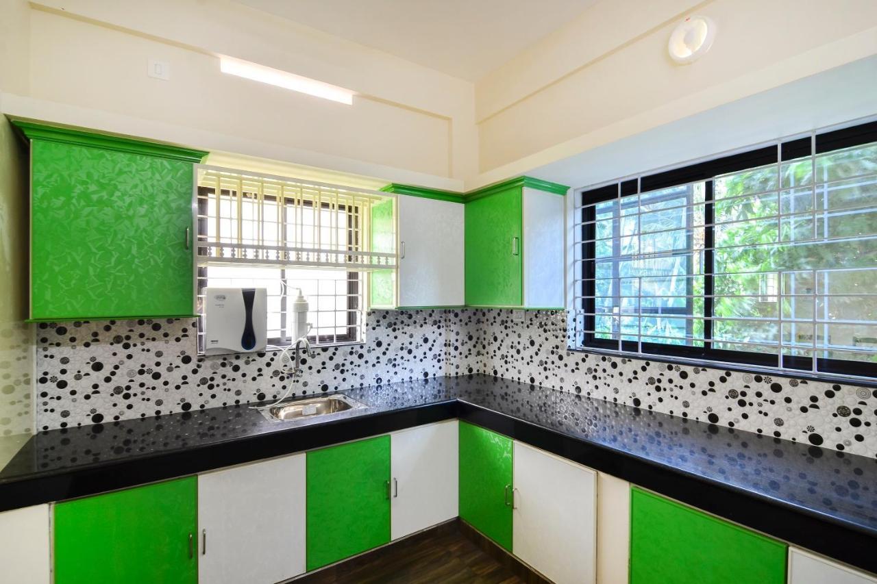 Oyo Home 81801 Akash Villa Trippapur Eksteriør billede