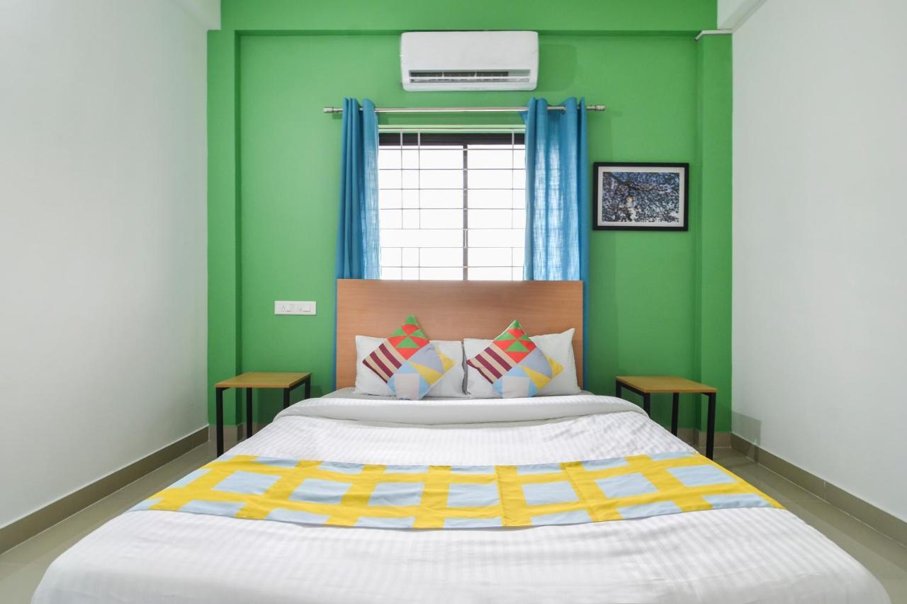 Oyo Home 81801 Akash Villa Trippapur Eksteriør billede
