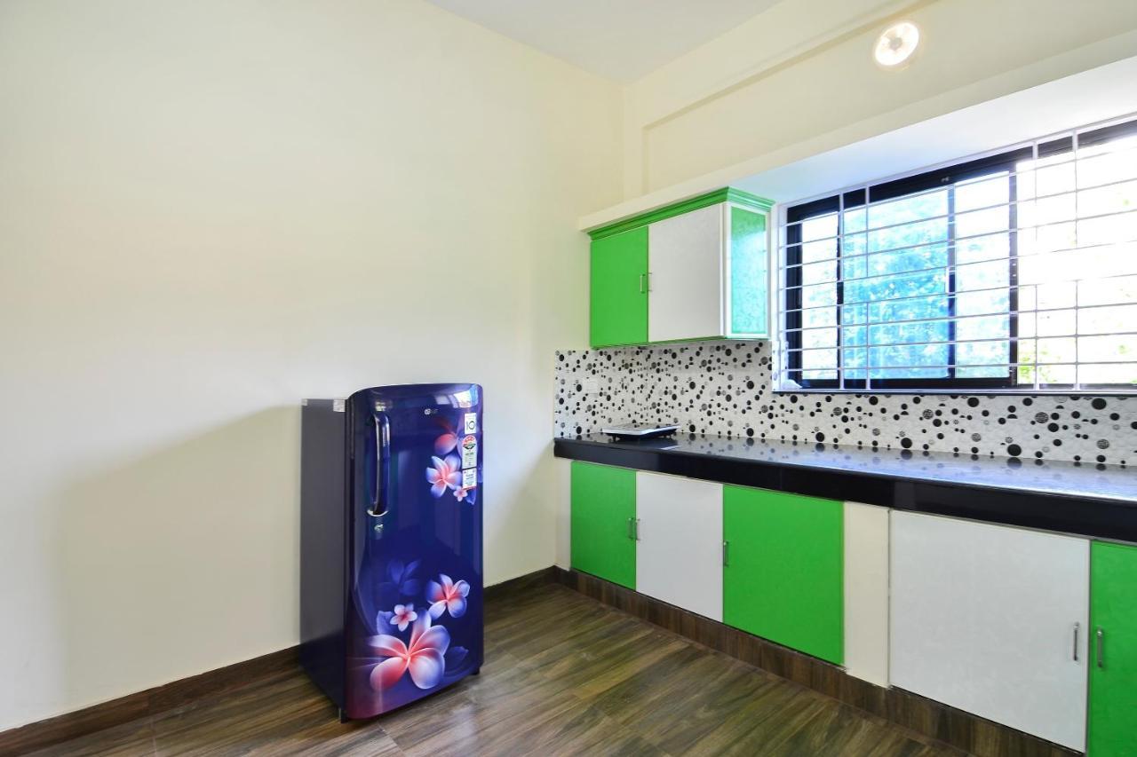 Oyo Home 81801 Akash Villa Trippapur Eksteriør billede