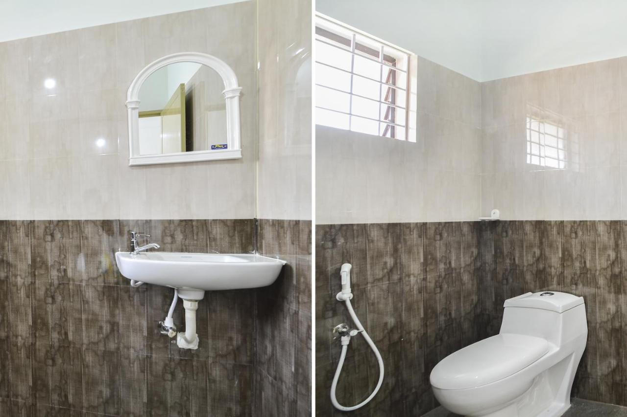 Oyo Home 81801 Akash Villa Trippapur Eksteriør billede